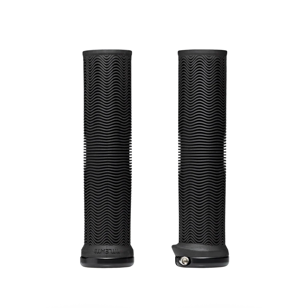Title LO1 Grips