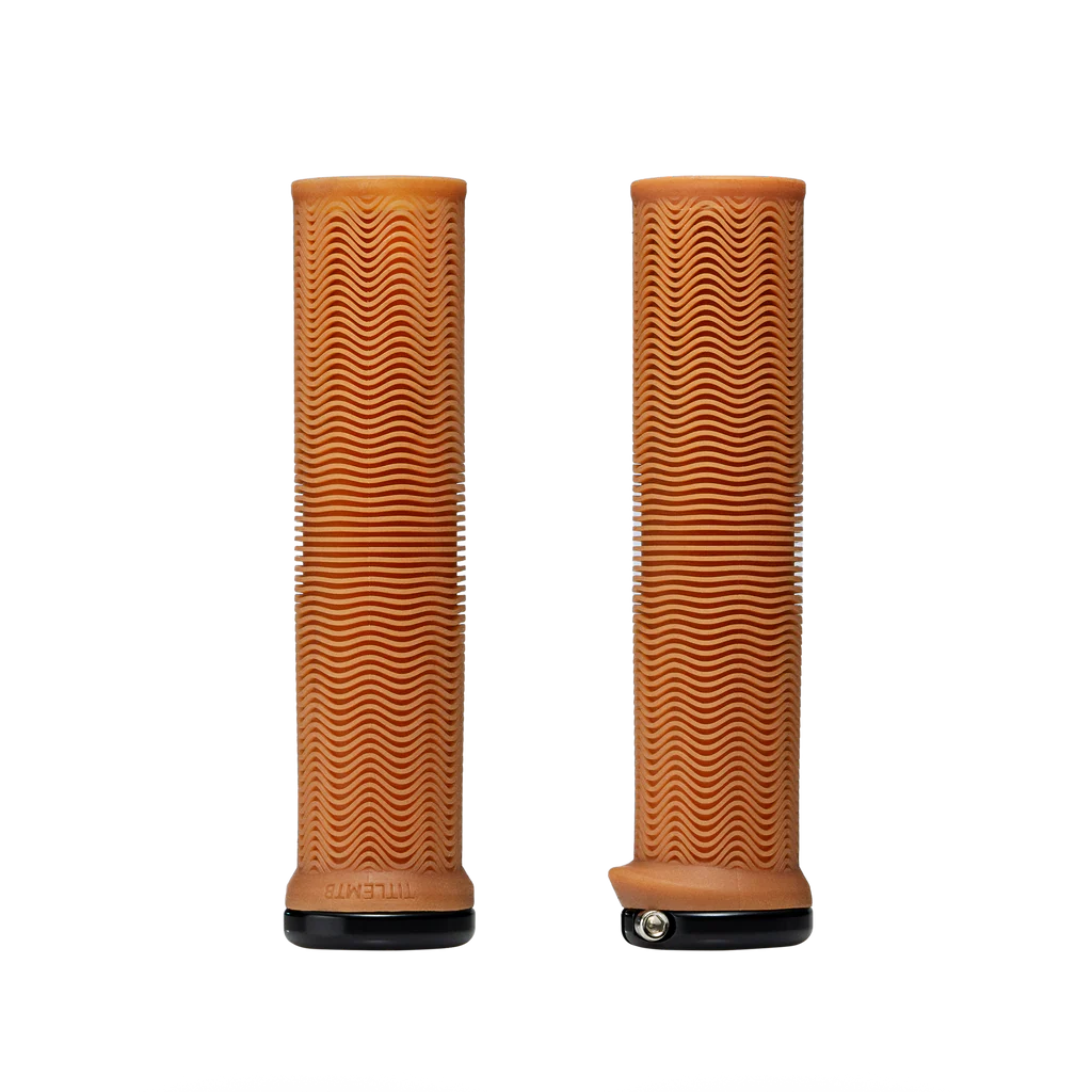 Title LO1 Grips